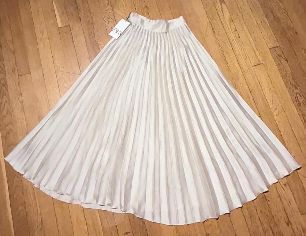 Zara NWT Ivory Satin Pleated Midi Skirt XS
